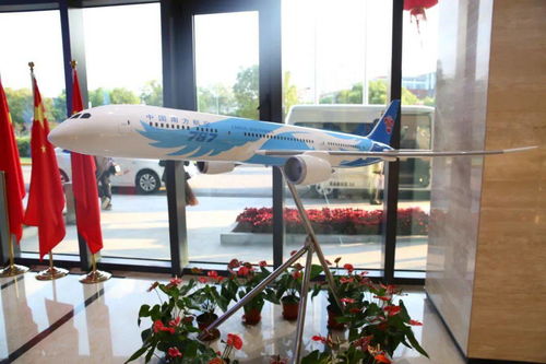 嘉定區(qū)委書記陸方舟走訪三家食品銷售細分行業(yè)領軍企業(yè)，強調(diào)創(chuàng)新與品質(zhì)并行